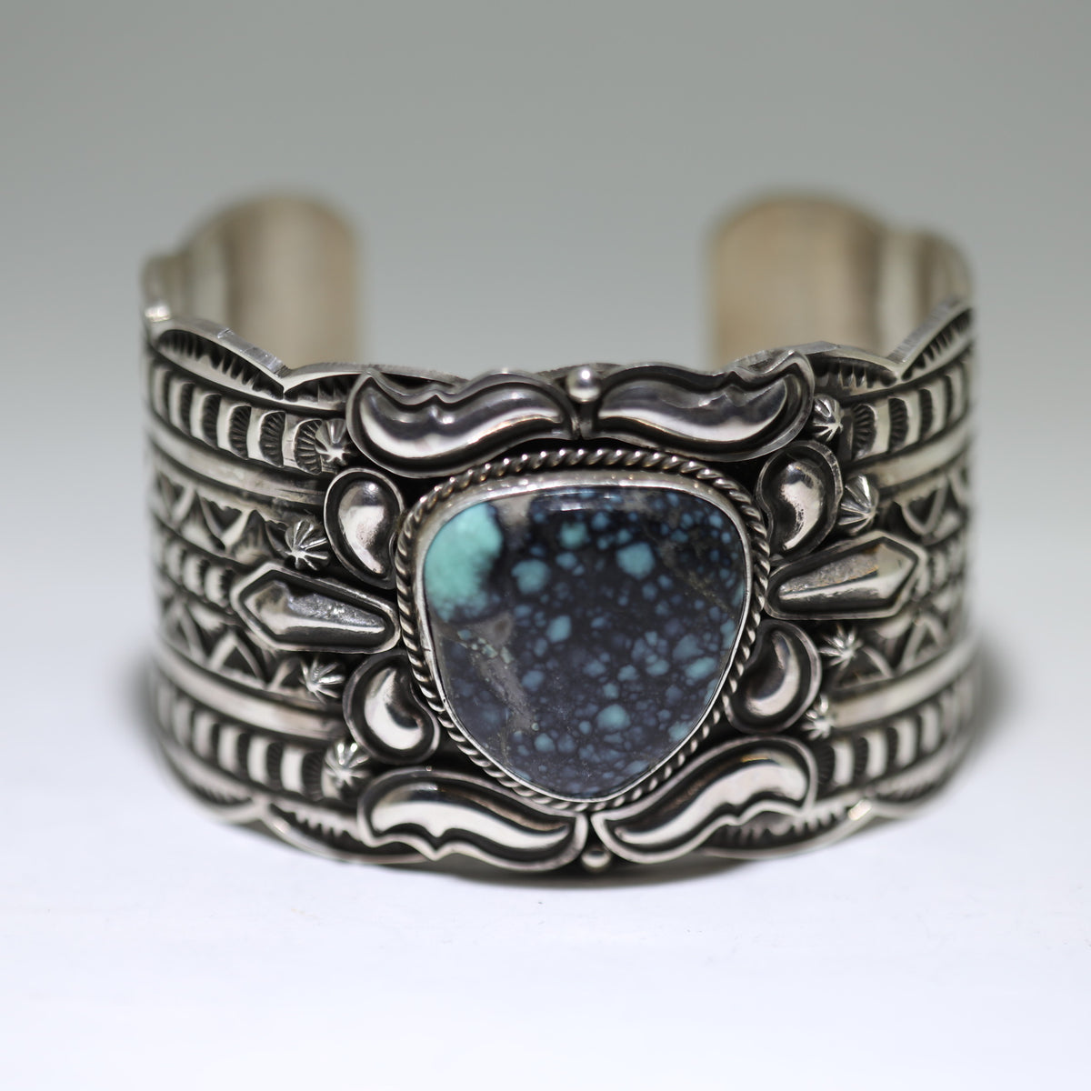 New Lander Bracelet by Andy Cadman 5-1/2 – Gallup Trading