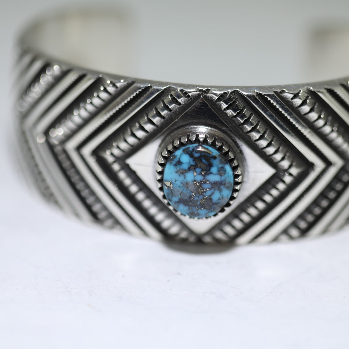Kingman Bracelet by Harrison Jim 5-1/2