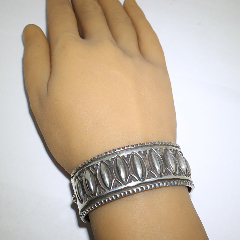 Silver Bracelet by Elvira Bill 5-1/2"