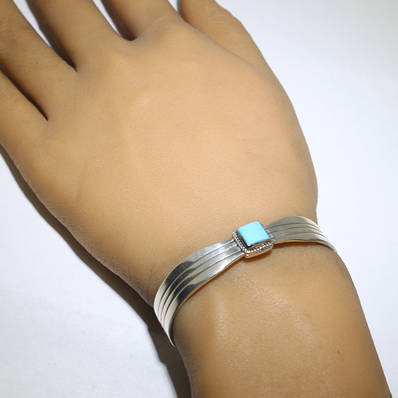 Sleeping Beauty Bracelet by Paul Livingston 5-1/4"