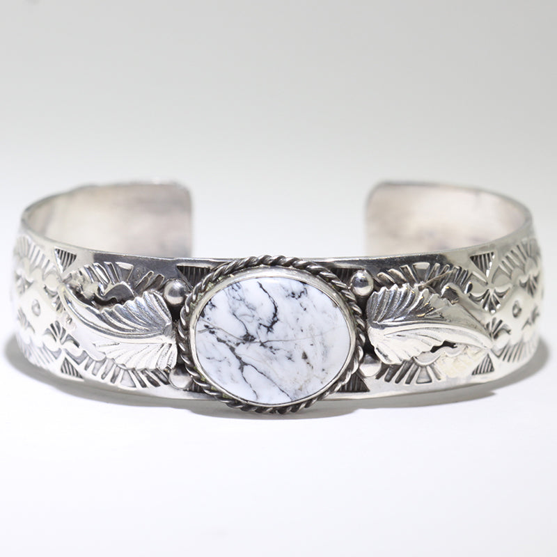 White Buffalo Bracelet by Arnold Goodluck 5-3/4"