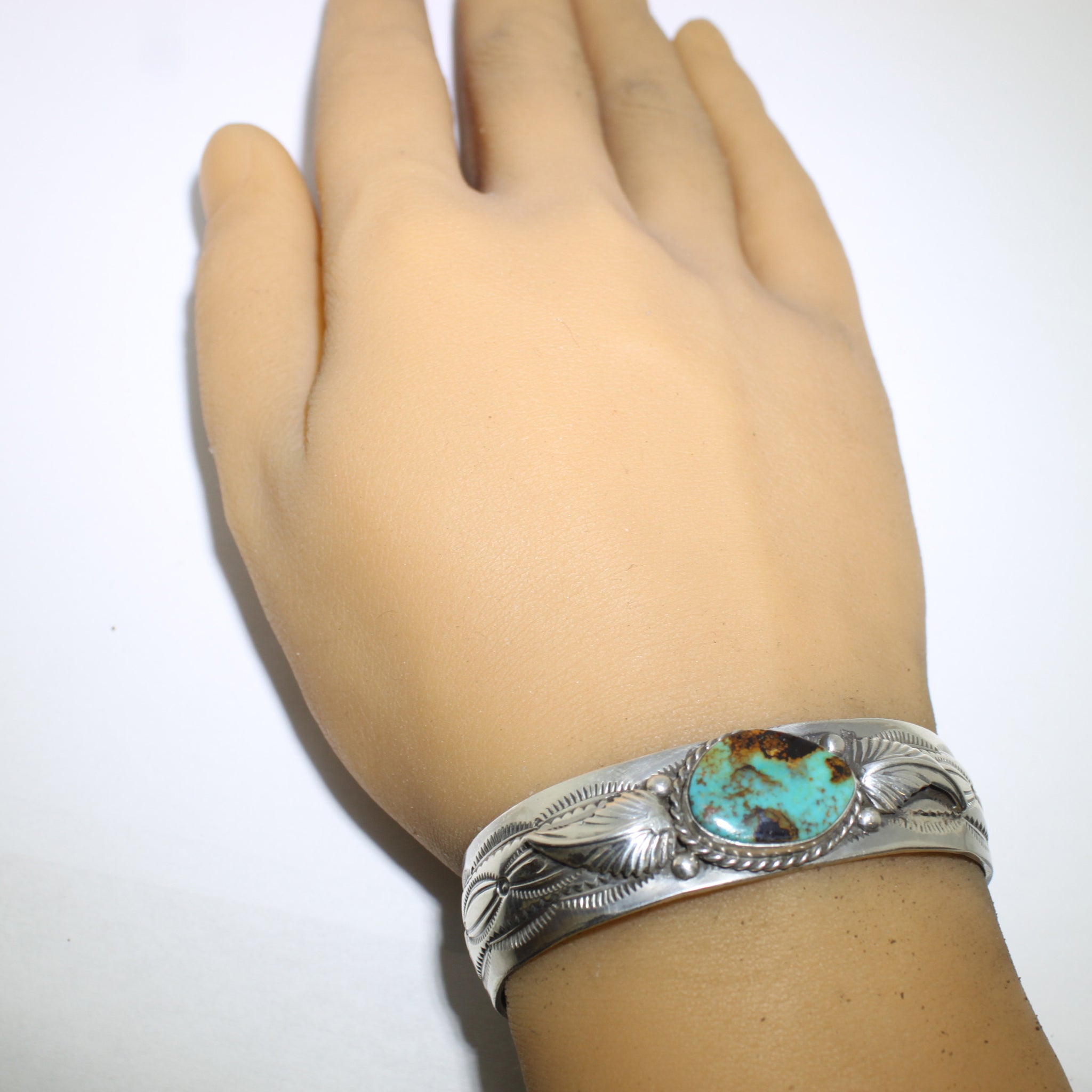 Pilot Mtn Bracelet by Arnold Goodluck 5-3/4"