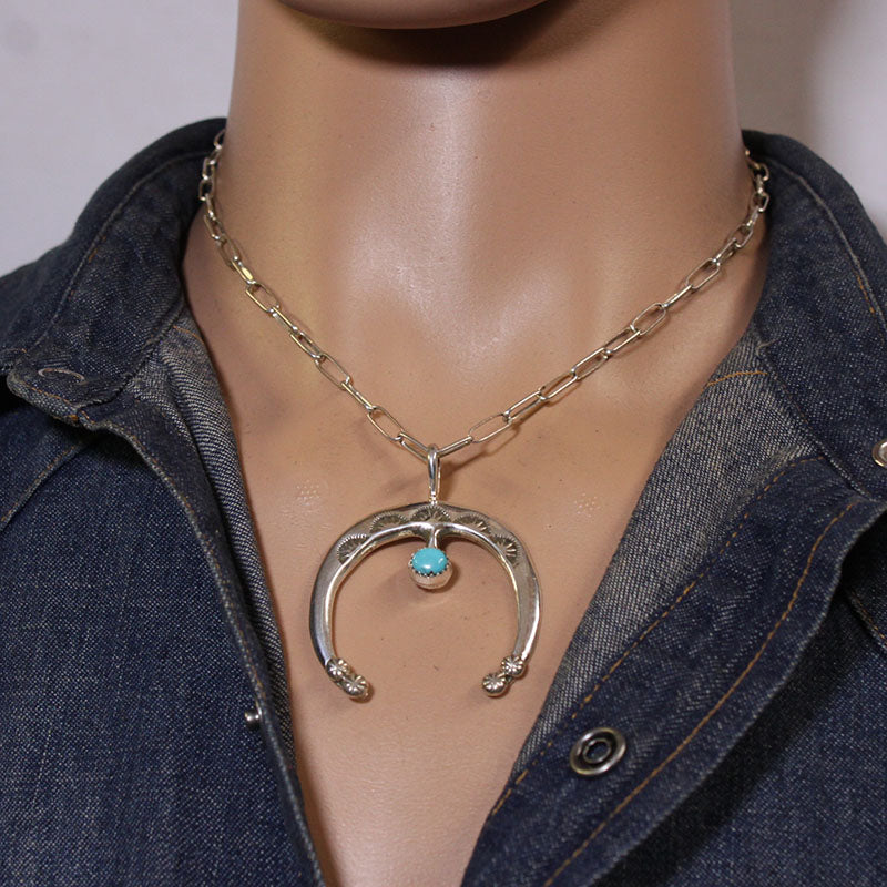 Naja Pendant by Pauline Nelson