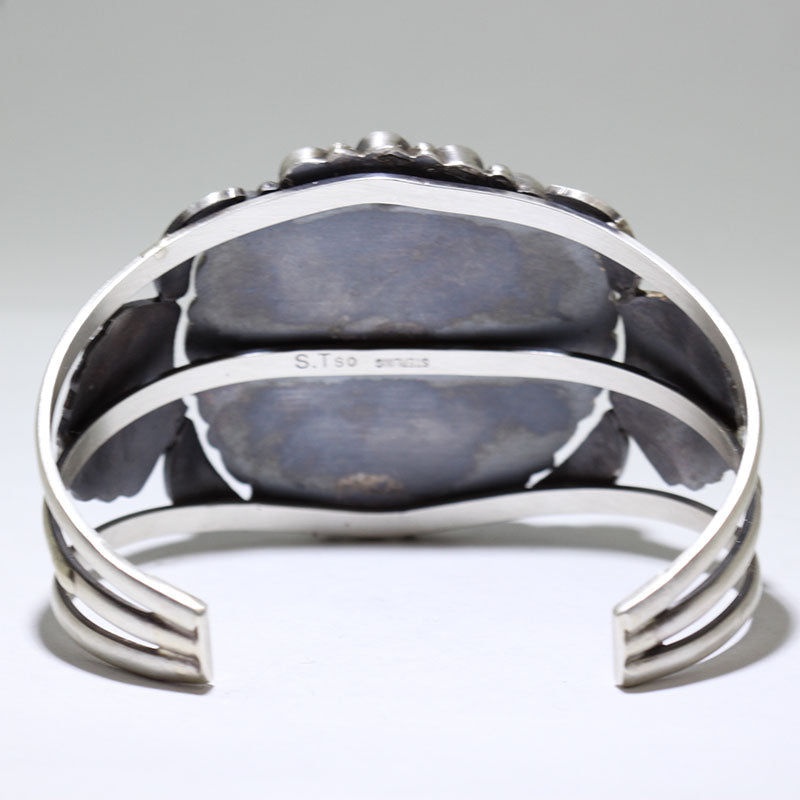 Turquoise Bracelet by Sheila Tso 5-1/2"