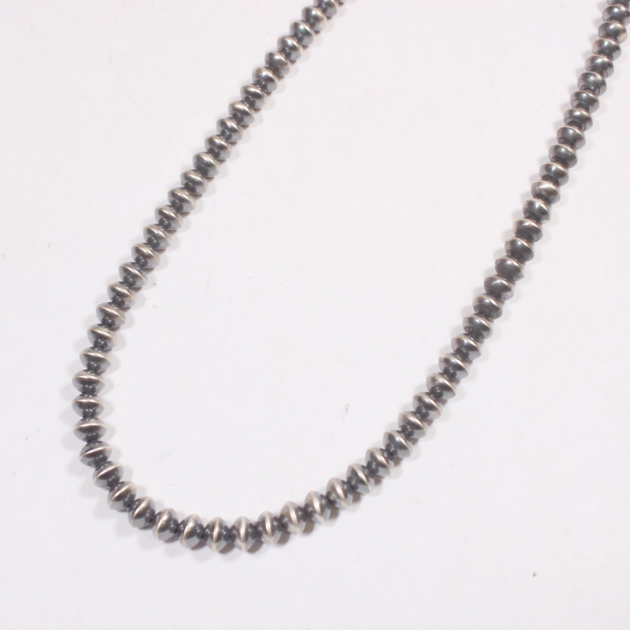 Saucer Navajo Pearls 5mm 16-24inch