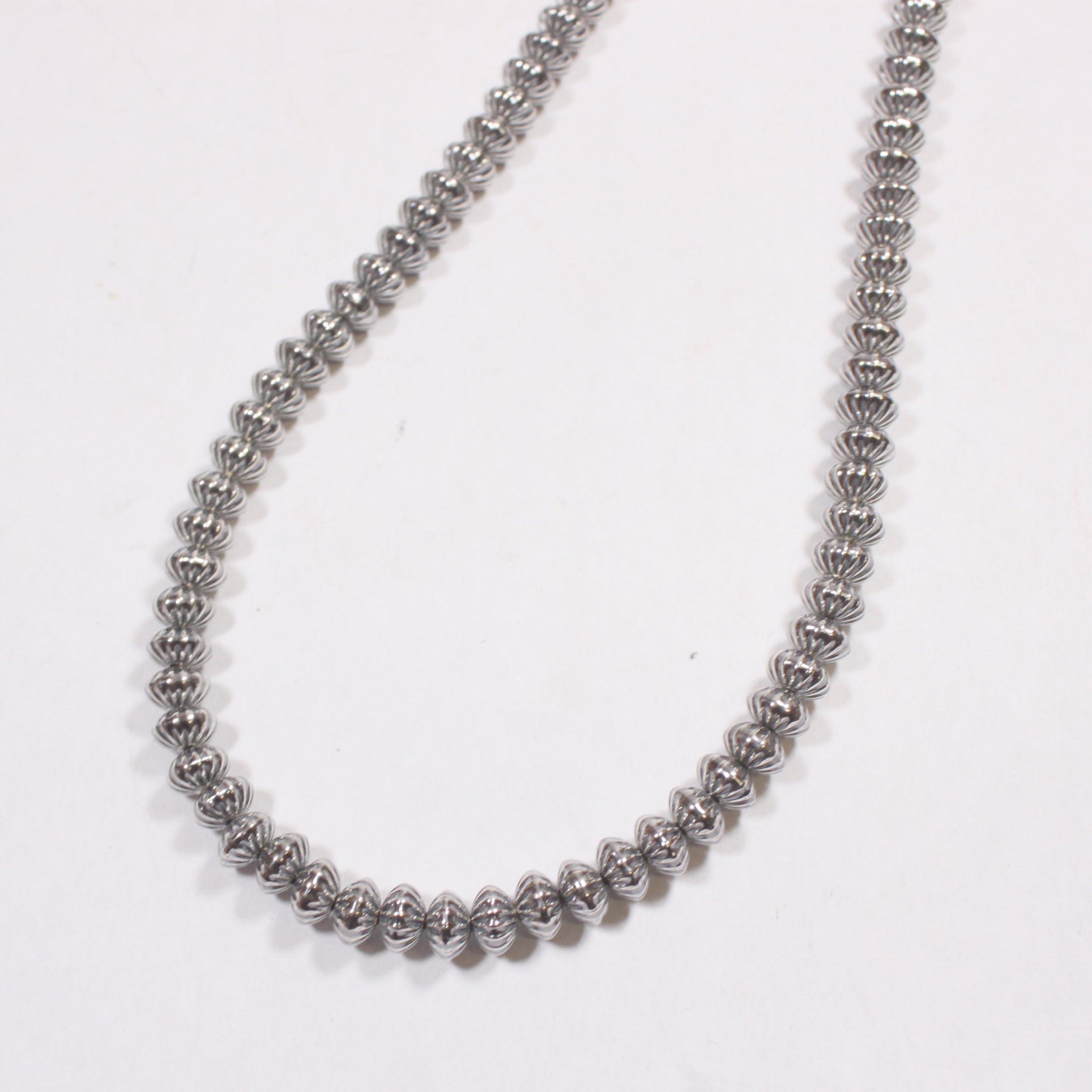 Stamp Navajo Pearls 8mm