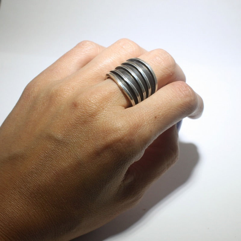 Ring by Tom Hawk