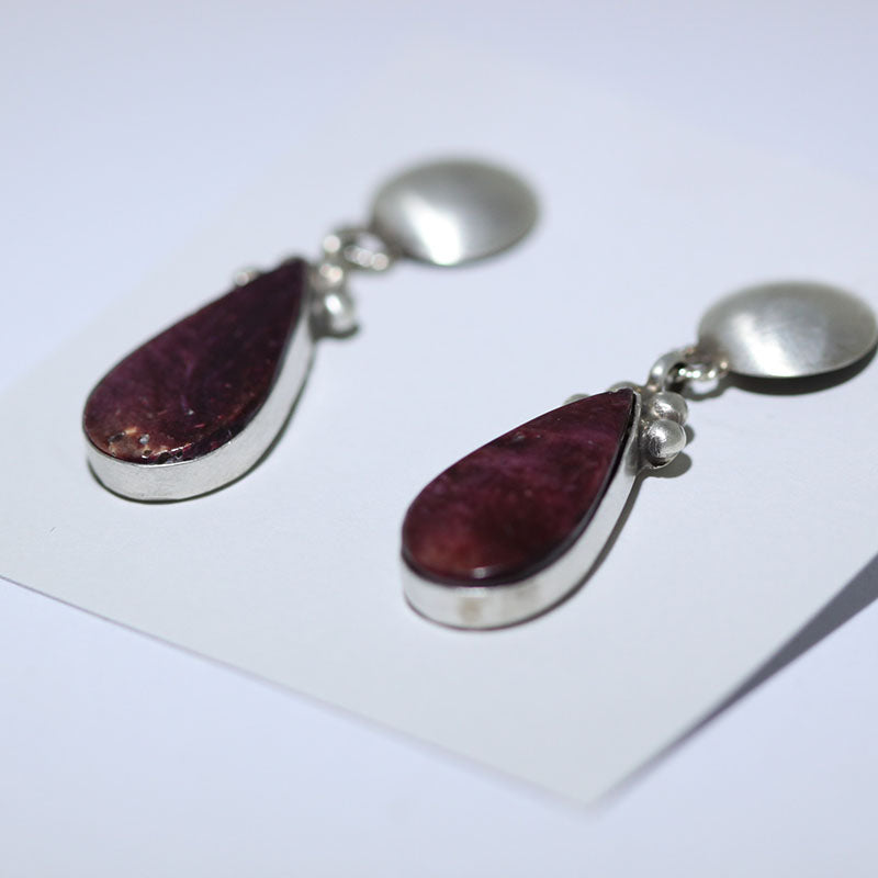 Spiny oyster Earring