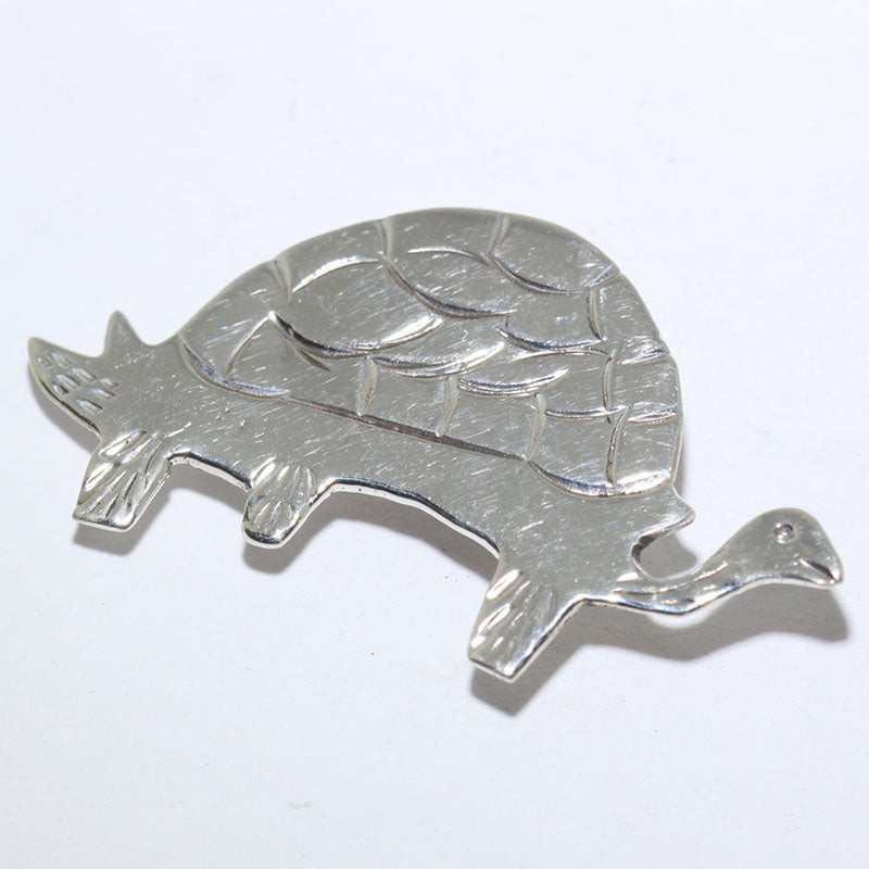 Turtle Pendant by Pauline Nelson