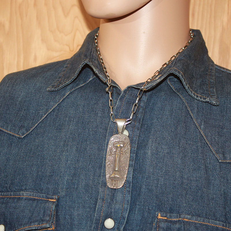 Ingod Yei Pendant with Yellow Diamond
