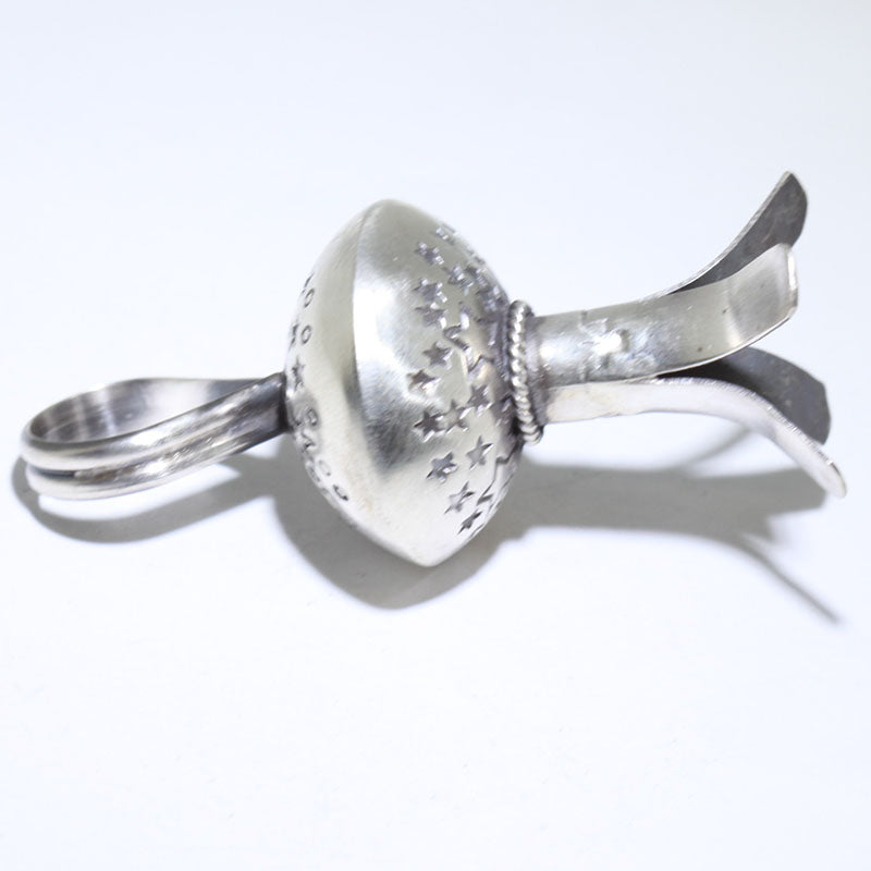 Squash Pendant by Delayne Reeves
