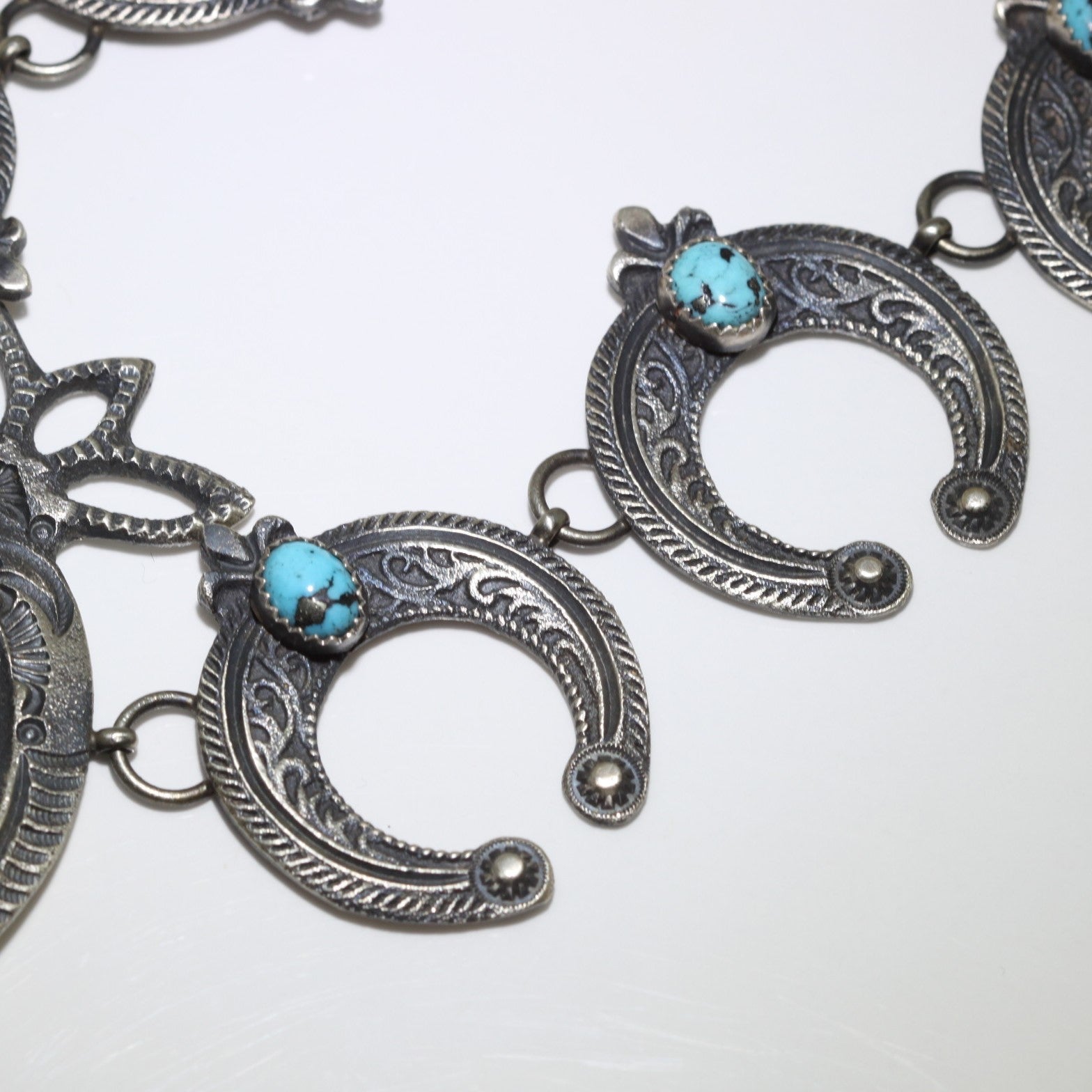Naja chain necklace set