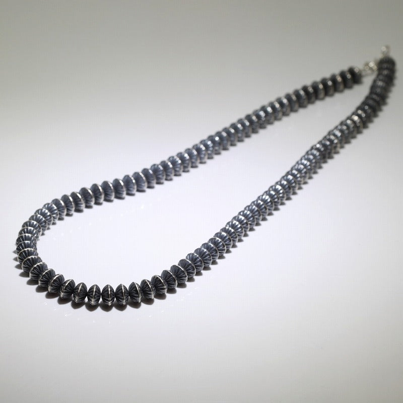 Stamp Navajo Pearls 8mm