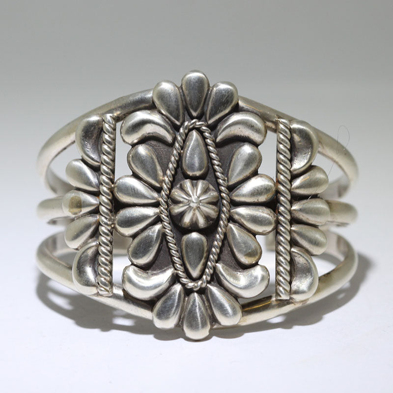 Bracelet by Thomas Jim 5"