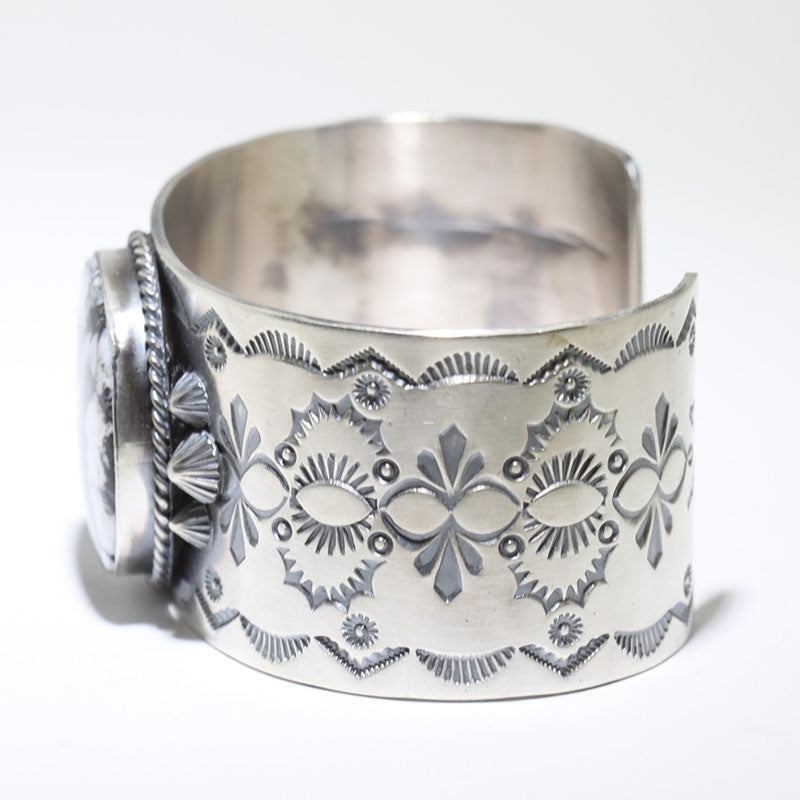 White Buffalo Bracelet by Arnold Goodluck 5-1/2"