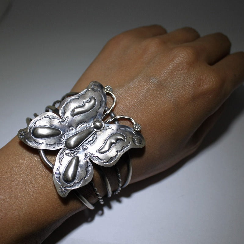 Bracelet by Others 5-1/4inch