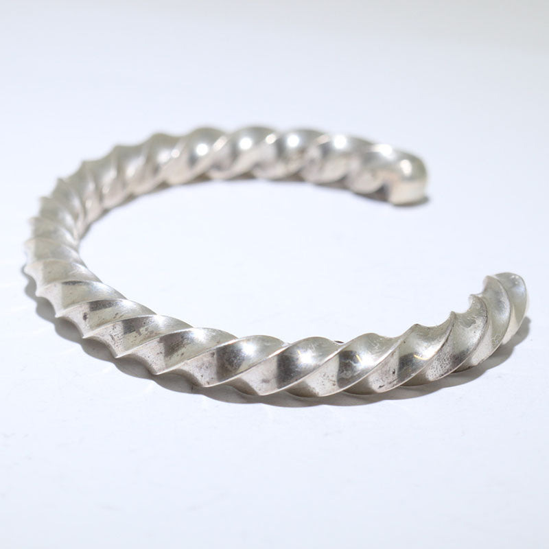 Silver Bracelet by Arnold Goodluck 5"