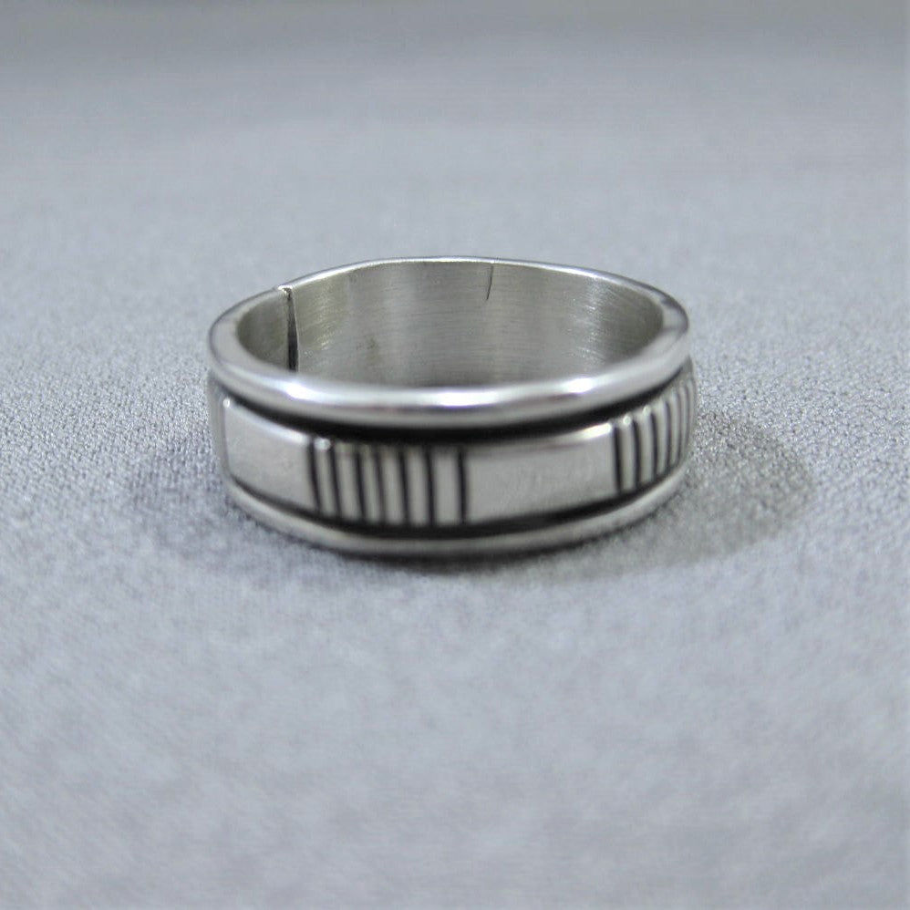 Silver Ring by Bruce Morgan