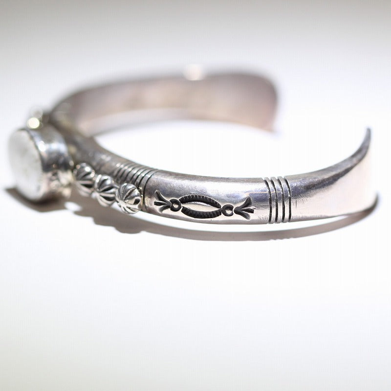 White Buffalo Bracelet 5-3/4inch