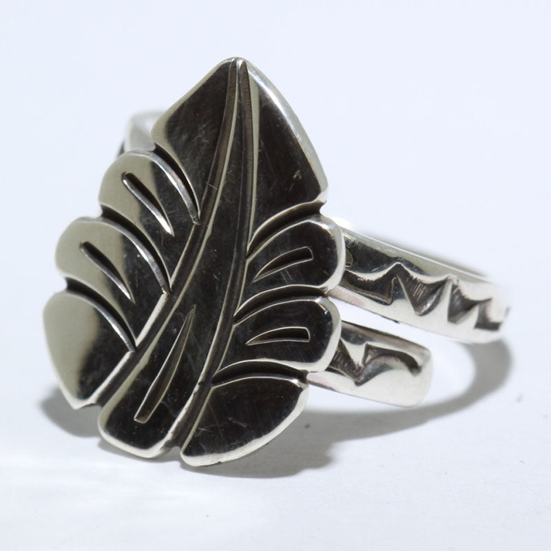 Leaf Ring by Steve Yellowhorse size 7.5