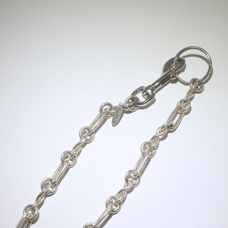Wallet Chain by Jennifer Curtis