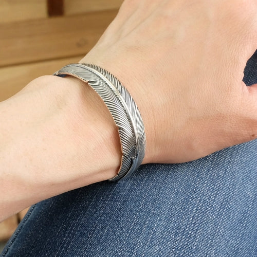Feather Bracelet by Harvey Mace (0.5")  *Select bracelet size