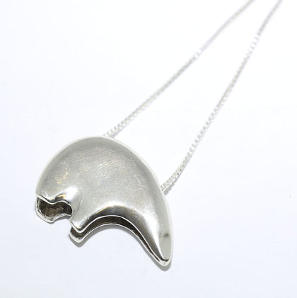 Bear Necklace by Navajo