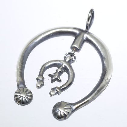 Naja Pendant by Pauline Nelson