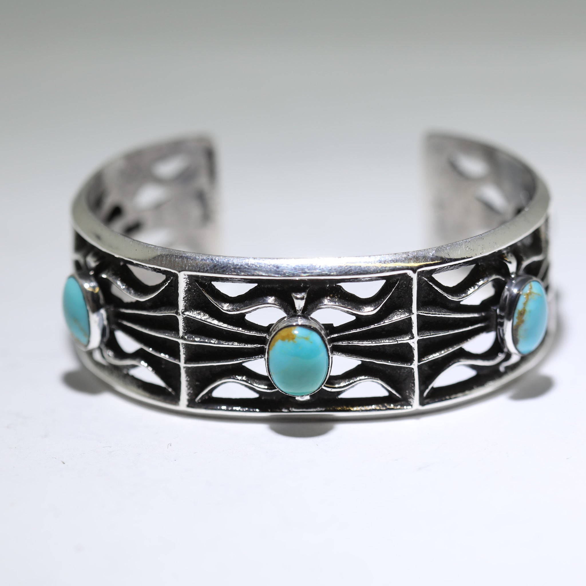 Navajo - Aaron Anderson – Gallup Trading
