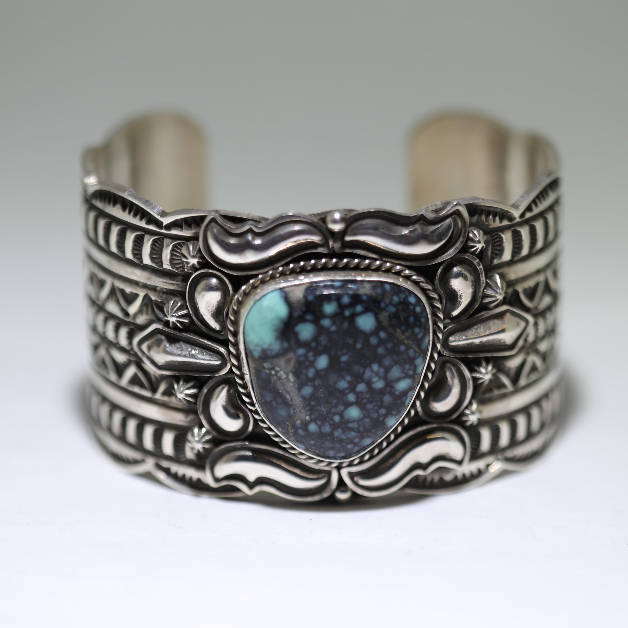 New Lander Bracelet by Andy Cadman 5-1/2 – Gallup Trading