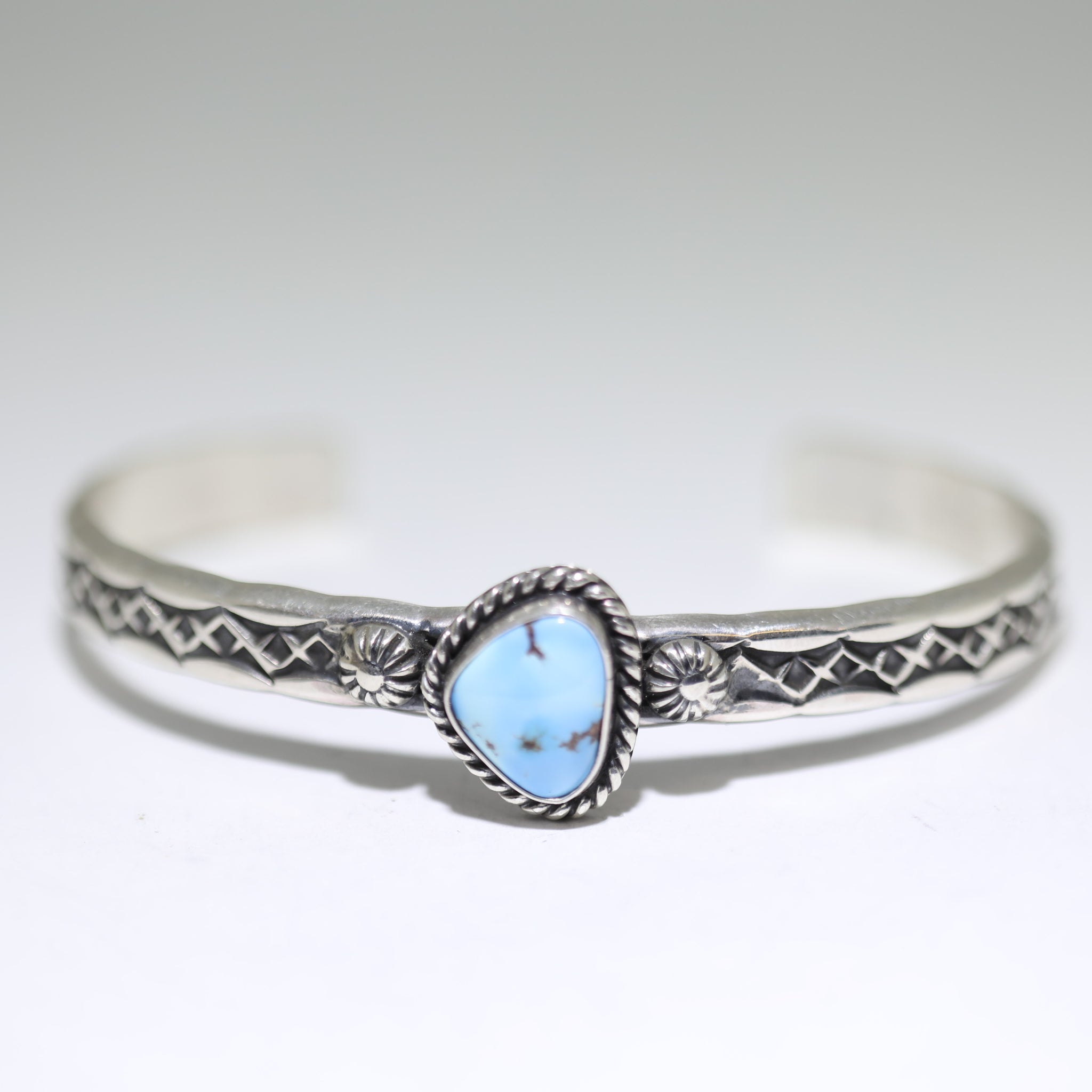 Golden Hills Bracelet by Sunshine Reeves 5-1/2