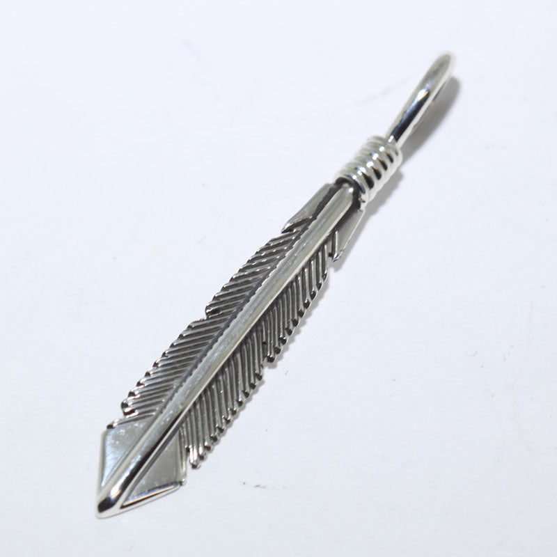 Feather Pendant by Tee Mace (Silver or Gold) – Gallup Trading