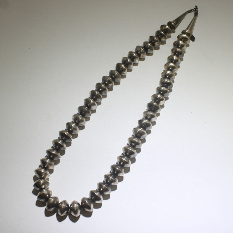 Handmade Navajo Pearls Necklace